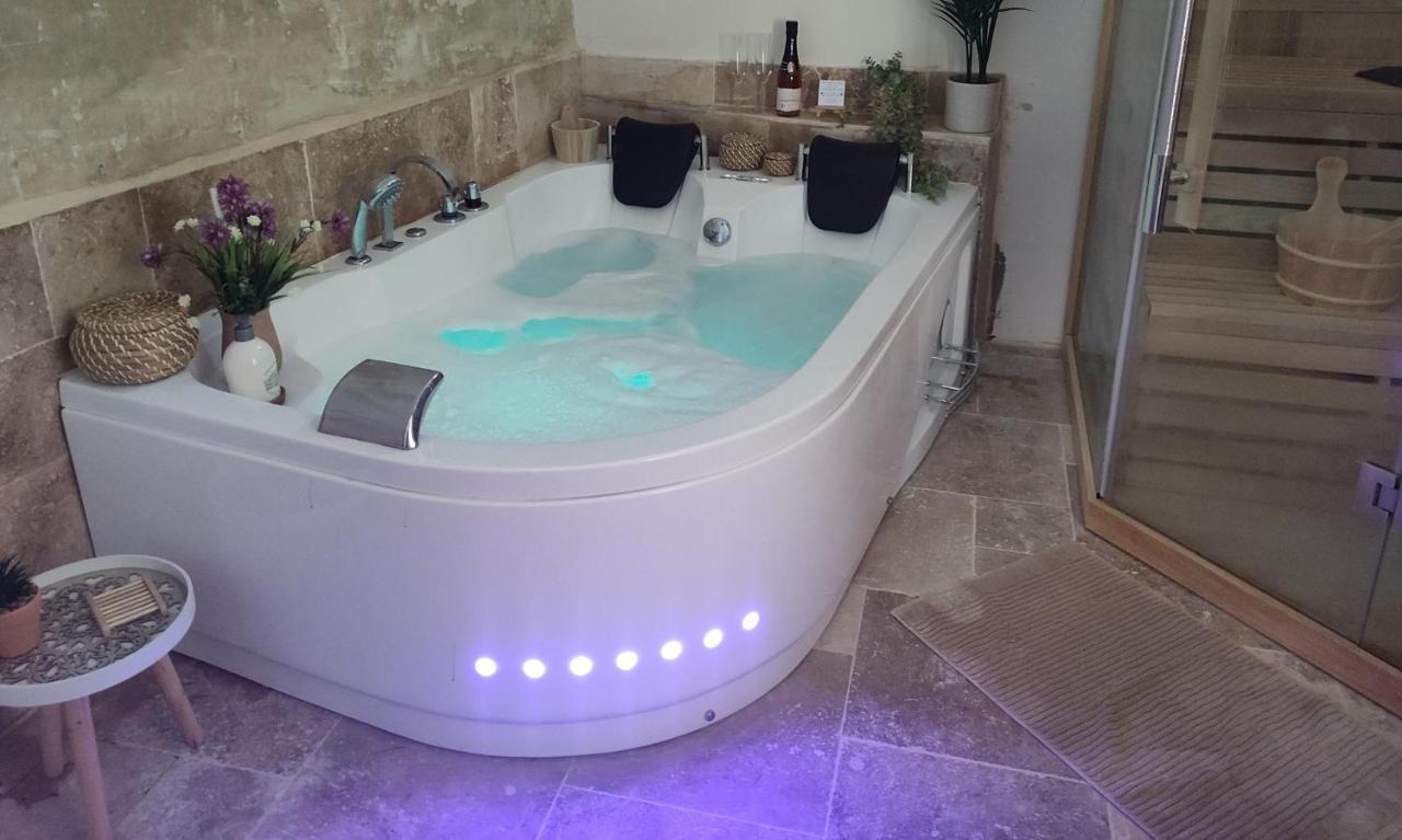 Detente Au Bord Du Loir - Spa Sauna - Gite 3 Les Roches-l'Eveque Extérieur photo